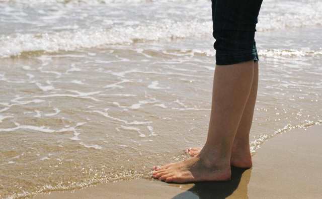 Rêver d'avoir les pieds dans l'eau de mer :