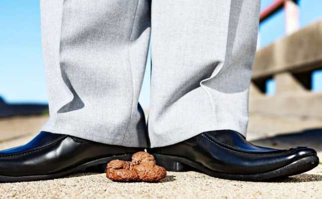 Le rêve de faire caca sur soi :