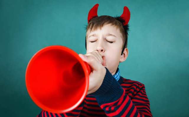 Pourquoi faire du bruit pour chasser les fantômes d'Halloween?