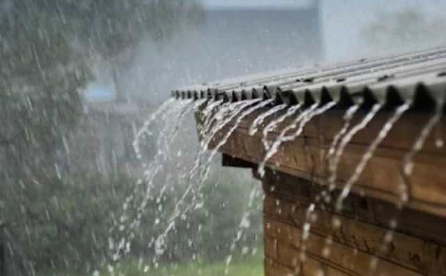 La veritable signification de rêver de pluie dans la maison :