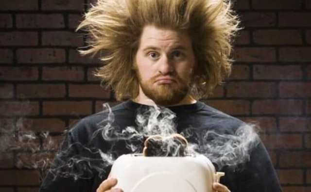 La signification de rêver d'appareil électrique qui prend feu :