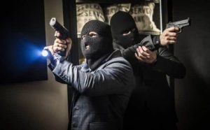 Rêver de tuer un voleur : quelles interprétations et significations ?