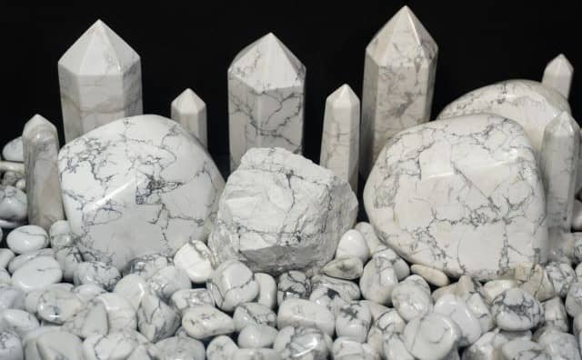 Pierre Howlite : vertus et bienfaits en lithothérapie