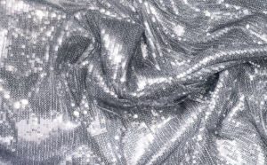 Rêver de strass : quelles interprétations, symbolisme et significations ?