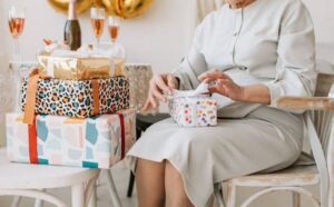 Pourquoi rêver de déballer des cadeaux ?